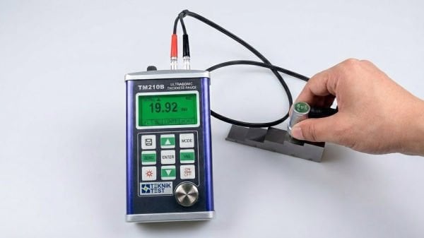 TM210B Ultrasonik Kalınlık Ölçüm Cihazı  ( ölçüm aralığı : 0.75 mm – 300.0 mm, hassasiyet:0.01 mm)