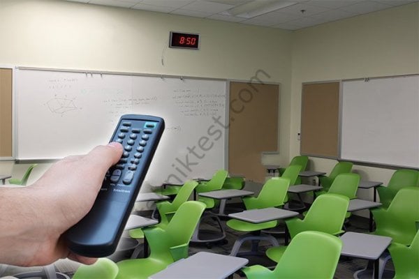 ST-574 Işıklı Termometre Saat