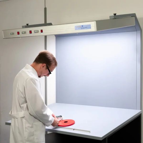 PCE-CIC 20 Işık Kabini