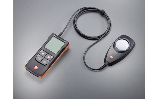 Testo 545 Dijital Lüksmetre Işık Ölçer