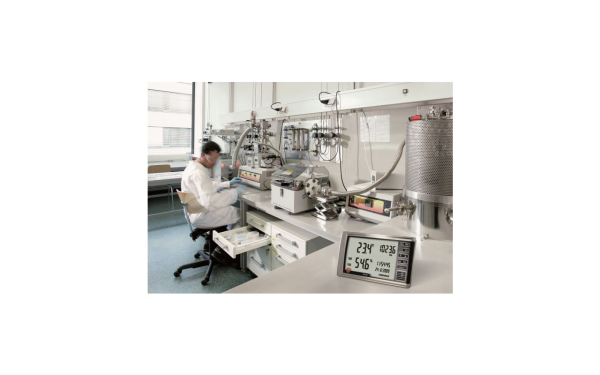 Testo 622 Nem / Sıcaklık / Basınç Ölçüm Cihazı