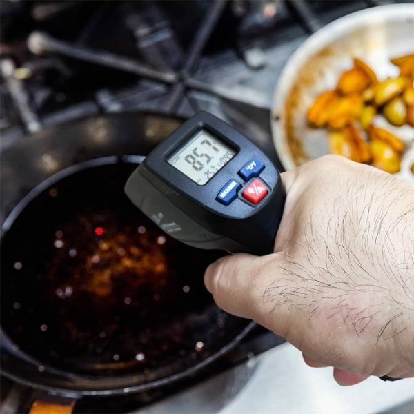 Cem DT 820V Lazerli Sıcaklık Ölçer ( -50°C - 500°C) (12:1)